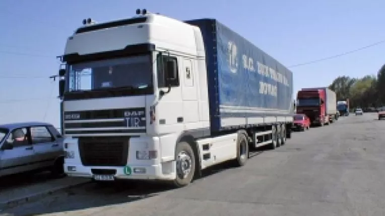 Camioanele mai grele de 12 tone vor plati eurovigneta