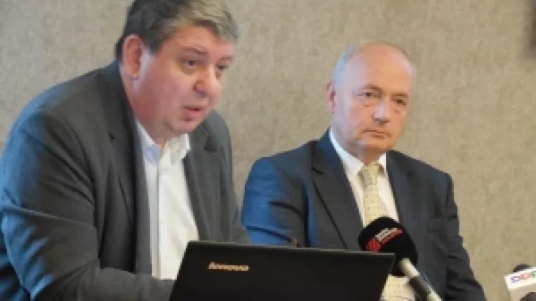 Dr. Alin Nicolescu, Secretar General al Societatii Romane de Dermatologie: Protejeza-ti pielea, expune-te la soare informat!