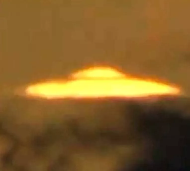 Intalniri senzationale cu OZN-uri pe insula Vancouver (2)