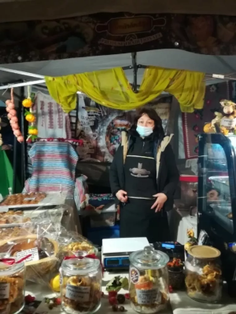 Luminita Ciobanu din Breaza, cu dulciuri naturale artizanale