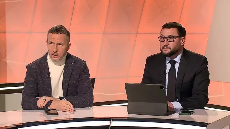 Meme: "Cei de la CFR au protestat ca Edjouma era in teren si nu la Budapesta." 