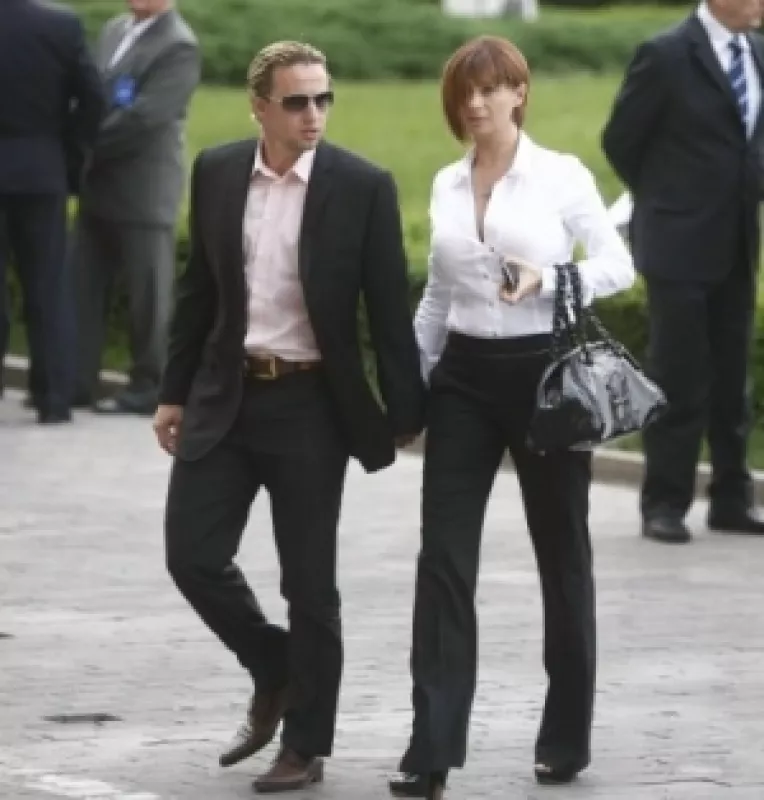 Nevasta cicalitoare : Ana Maria Prodan s-a saturat de Romania si il indeamna pe Reghe sa paraseasca Steaua