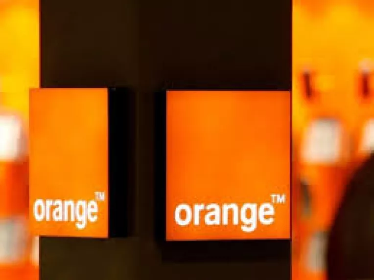 Orange Romania inaugureaza o initiativa la nivel european de incurajare a studiului limbajelor de programare