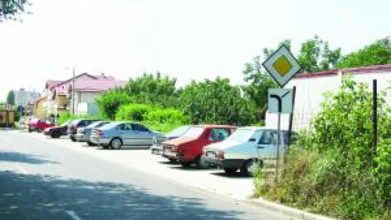 Primaria Craiova cumpara... parcare