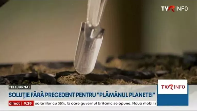 Reimpadurirea in jungla amzoniana, facuta de un robot alimentat cu energie solara