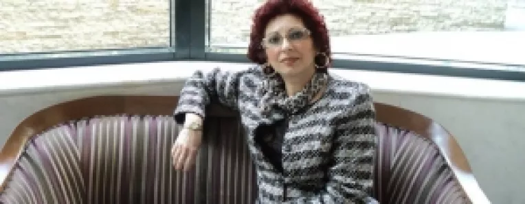 Un eseu exceptional despre fericire, scris de  psiholoaga Adriana Savu